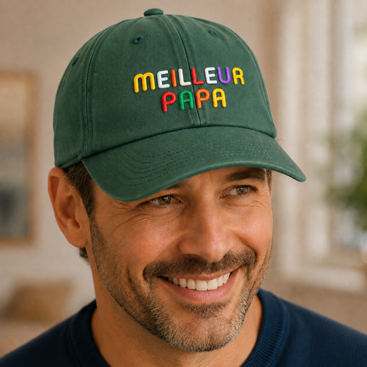 Casquette personnalisée Meilleur papa forest portée en trois-quarts