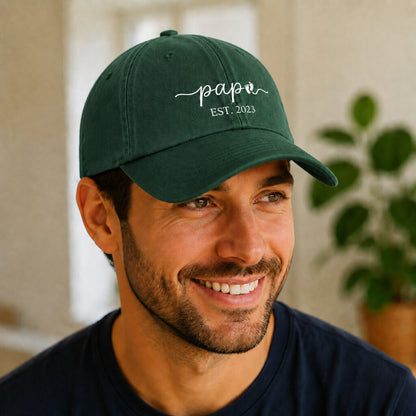 Casquette Futur Papa naissance Forest portée en trois-quarts