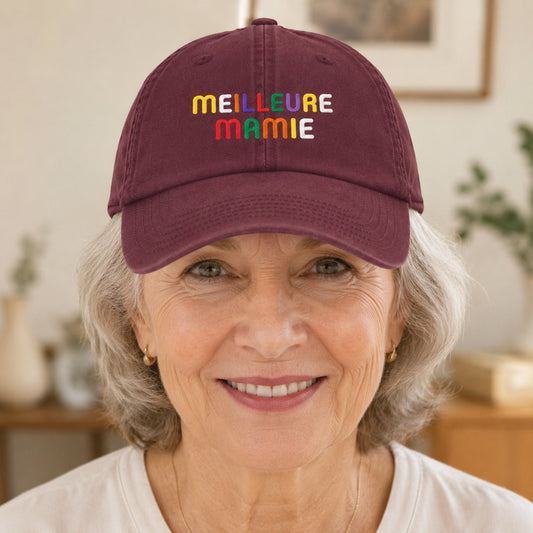 Casquette personnalisée Meilleure mamie bordeaux portée de face