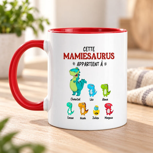 Mug personnalisé maman - Mamiesaurus, vue produit rapprochée, impression réaliste sur la céramique