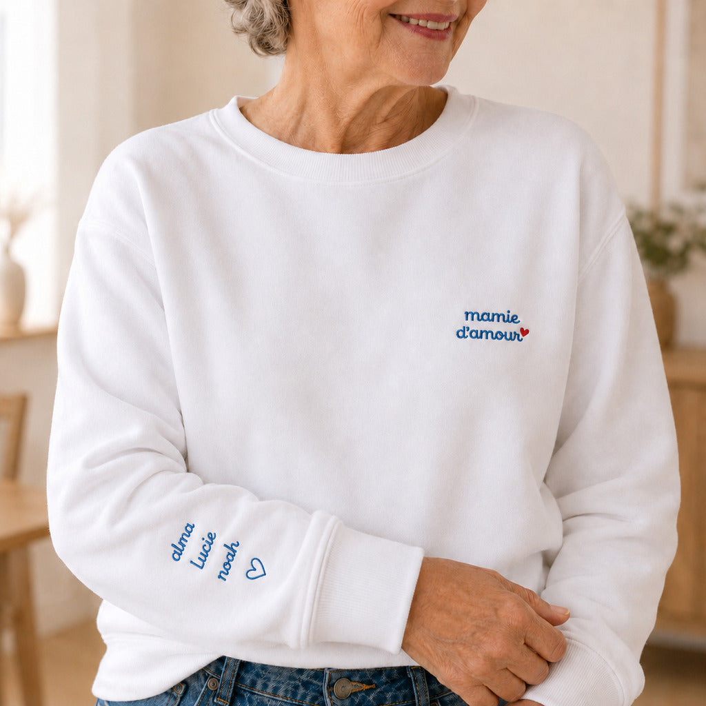 Sweat personnalisé mamie brodé - Mamie d'amour – vue 3