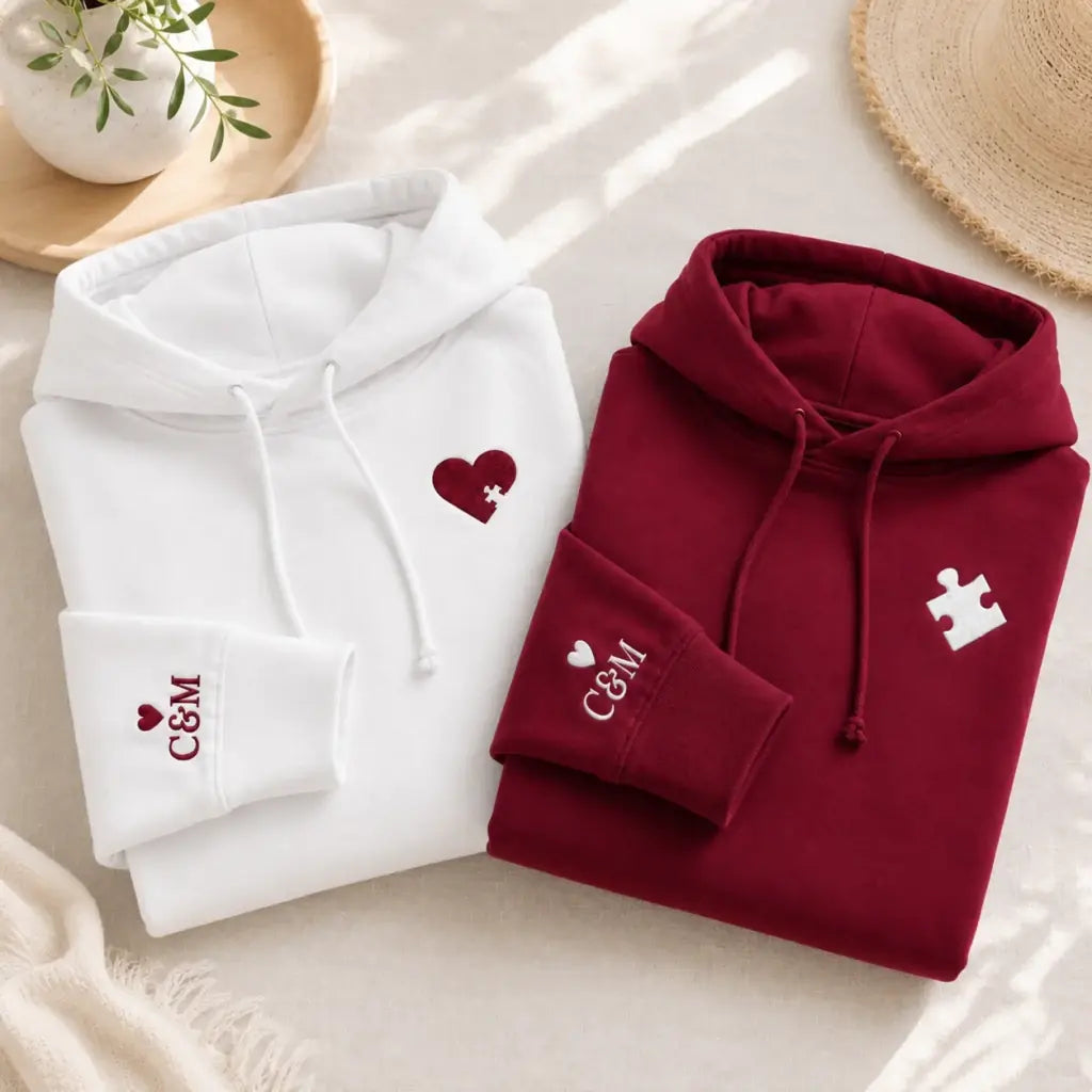 Pull personnalisé couple broderie – hoodie bordeaux blanc