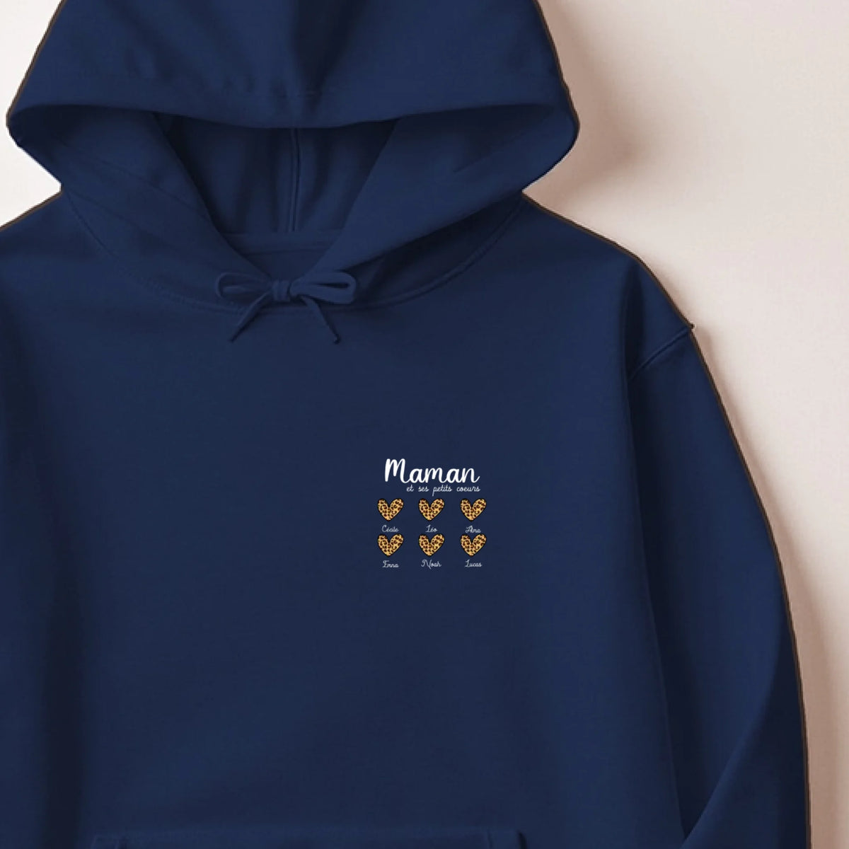 Pull Maman personnalisé – Ses petits cœurs – vue 16