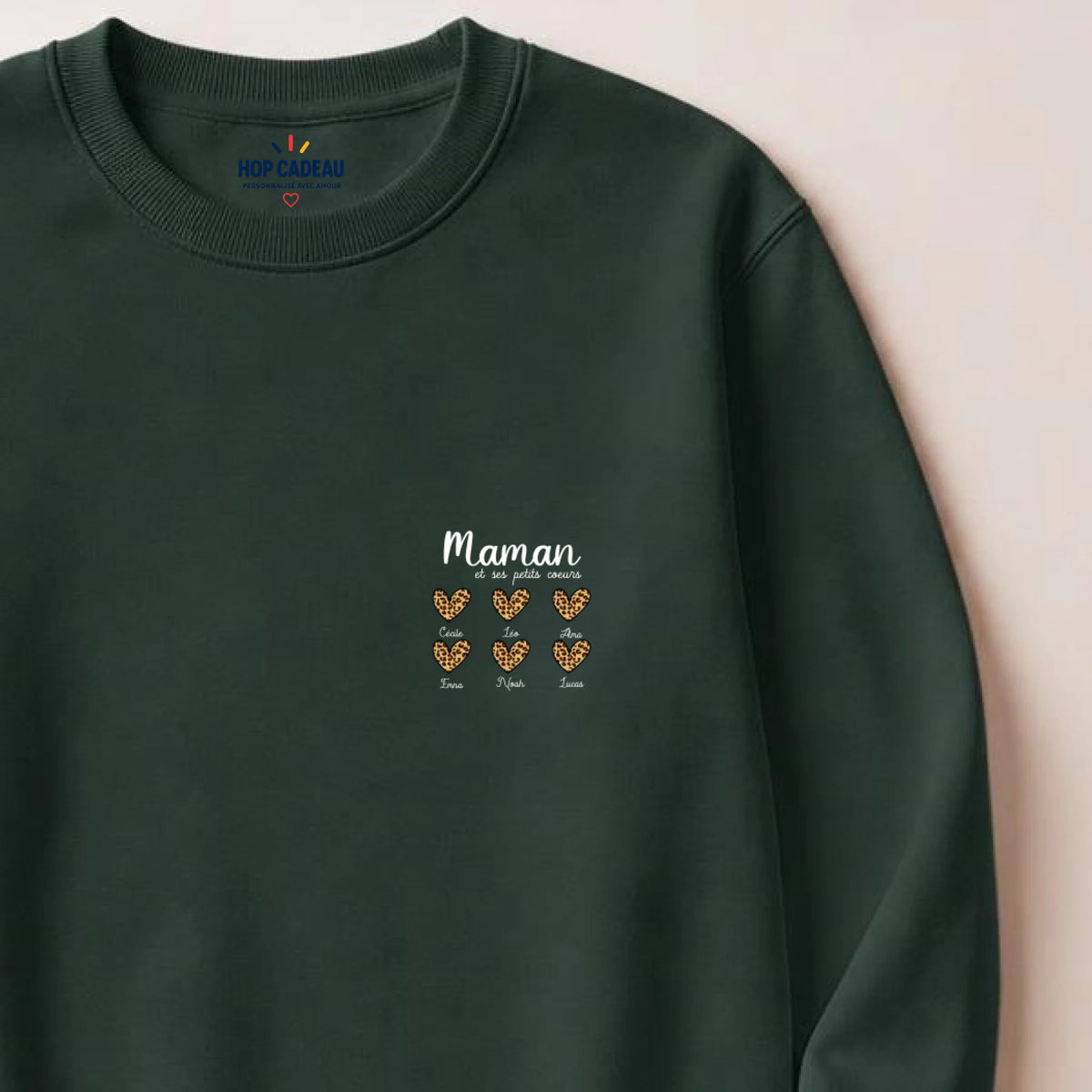 Pull Maman personnalisé – Ses petits cœurs – vue 8