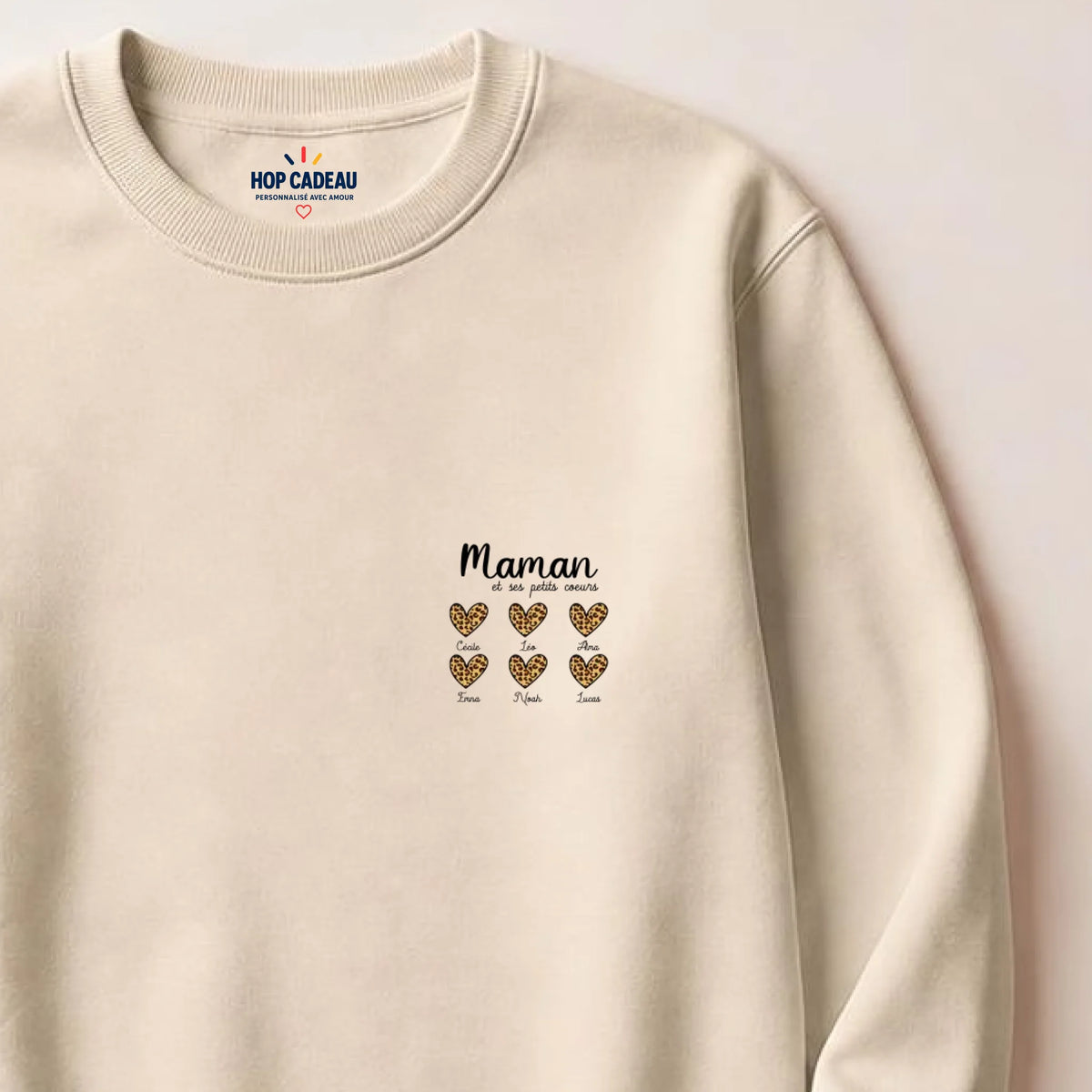 Pull Maman personnalisé – Ses petits cœurs – vue 9