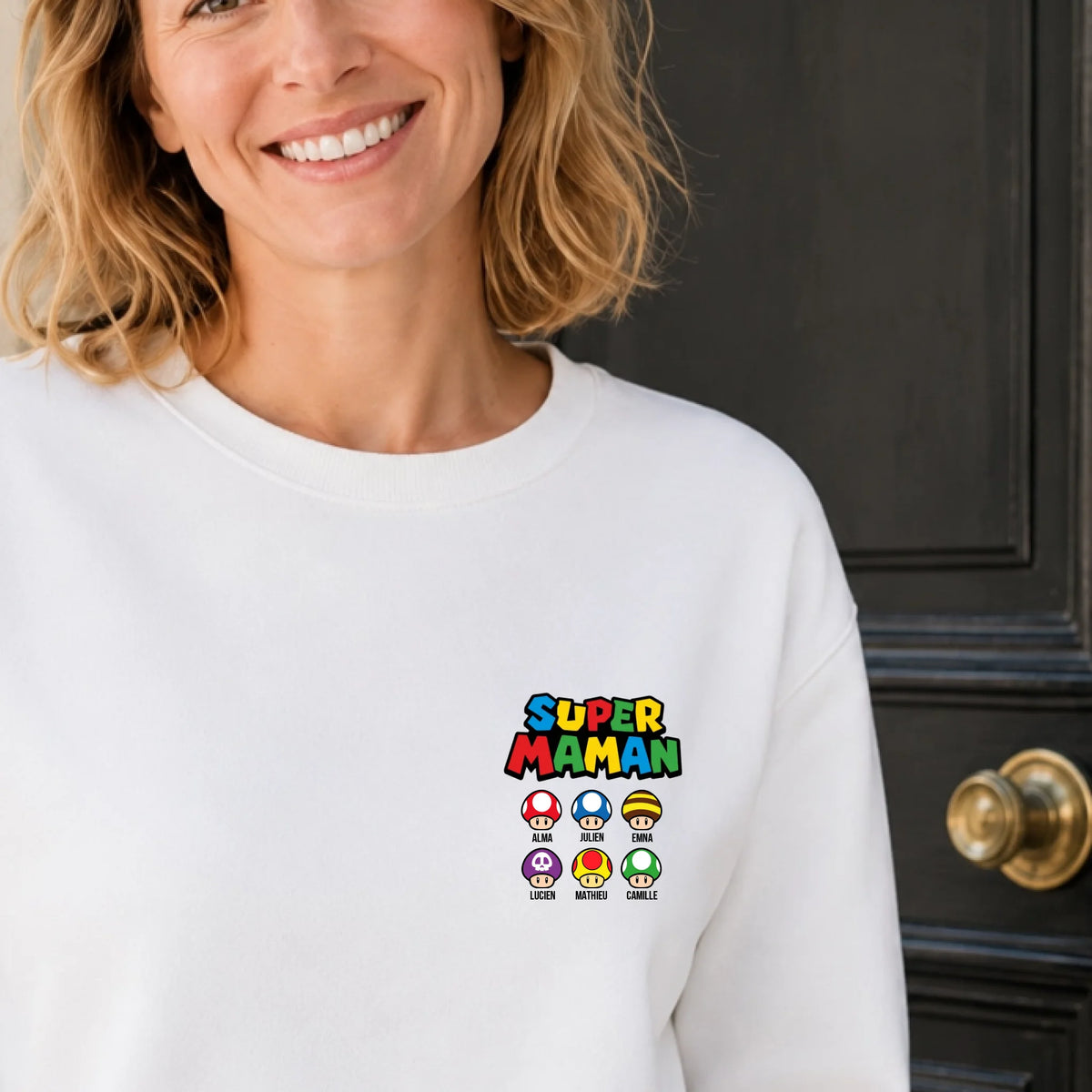 Pull Super Maman personnalisé – Prénoms des enfants