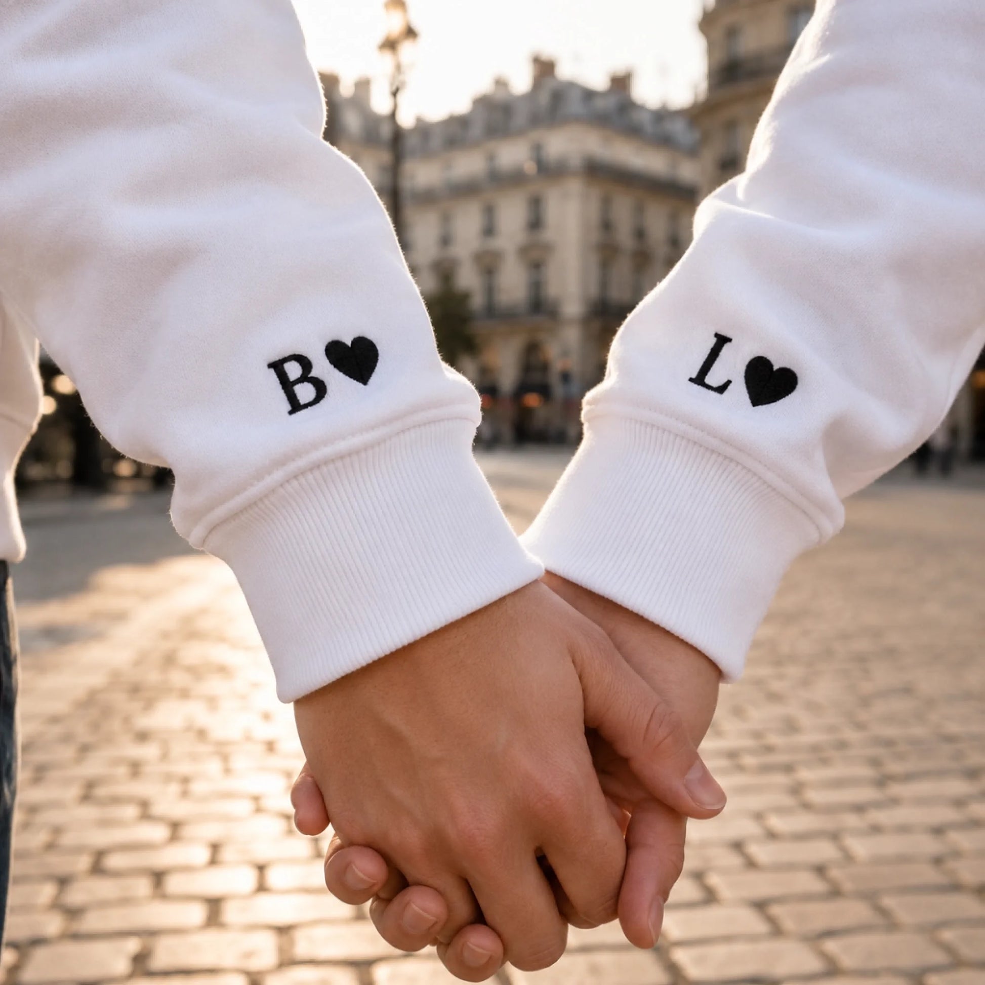 Sweat à capuche couple assorti personnalisé brodé – vue 3