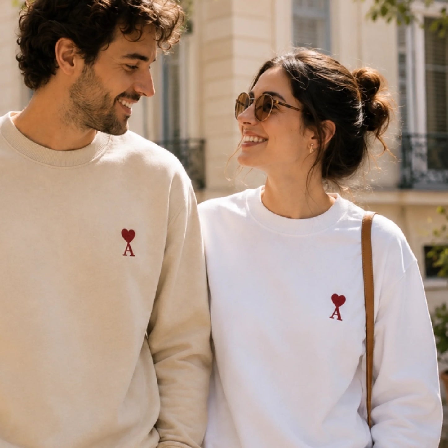 Sweat à capuche personnalisé couple initiale – vue 24