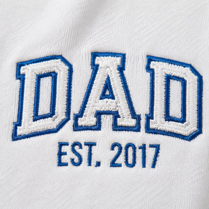 Sweat à capuche personnalisé papa brodé - DAD – vue 4