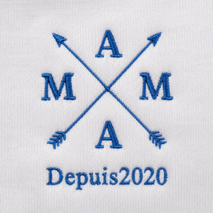 Sweat à capuche personnalisé maman brodé - Mama depuis – vue 6