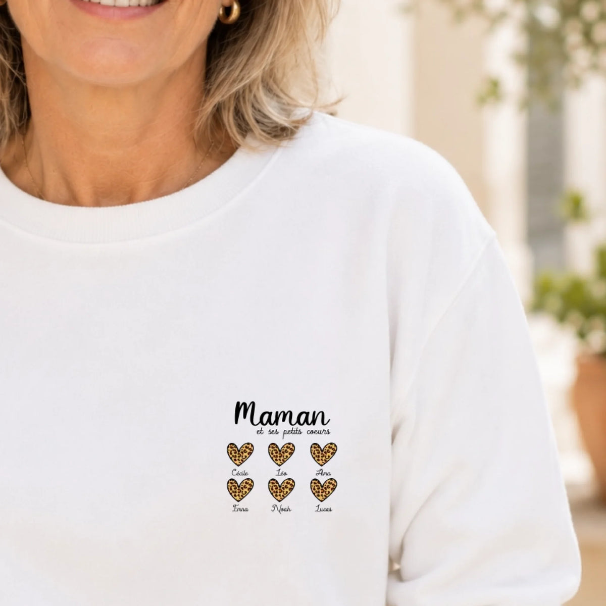 T-shirt Maman personnalisé – Ses petits cœurs – vue 15