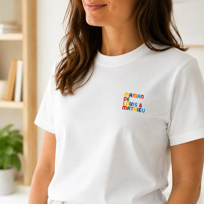 T-Shirt personnalisé Maman - Prénoms multicolore brodé
